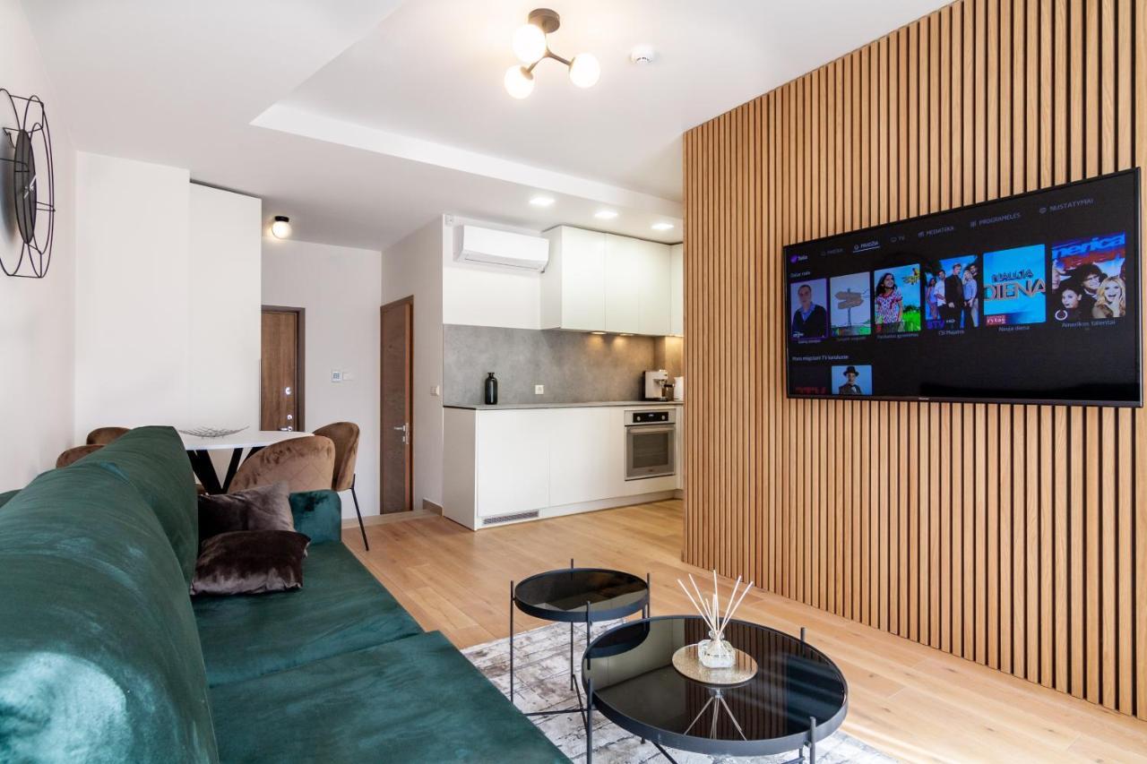 Happy Day Apartment, By Cohost * Palanga